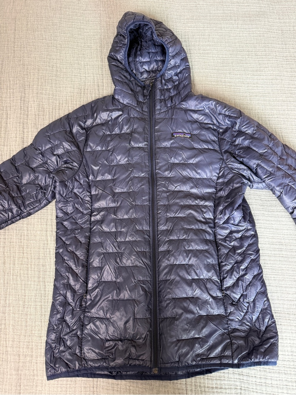 Patagonia Women's Hooded Nanopuff Jacket - Navy